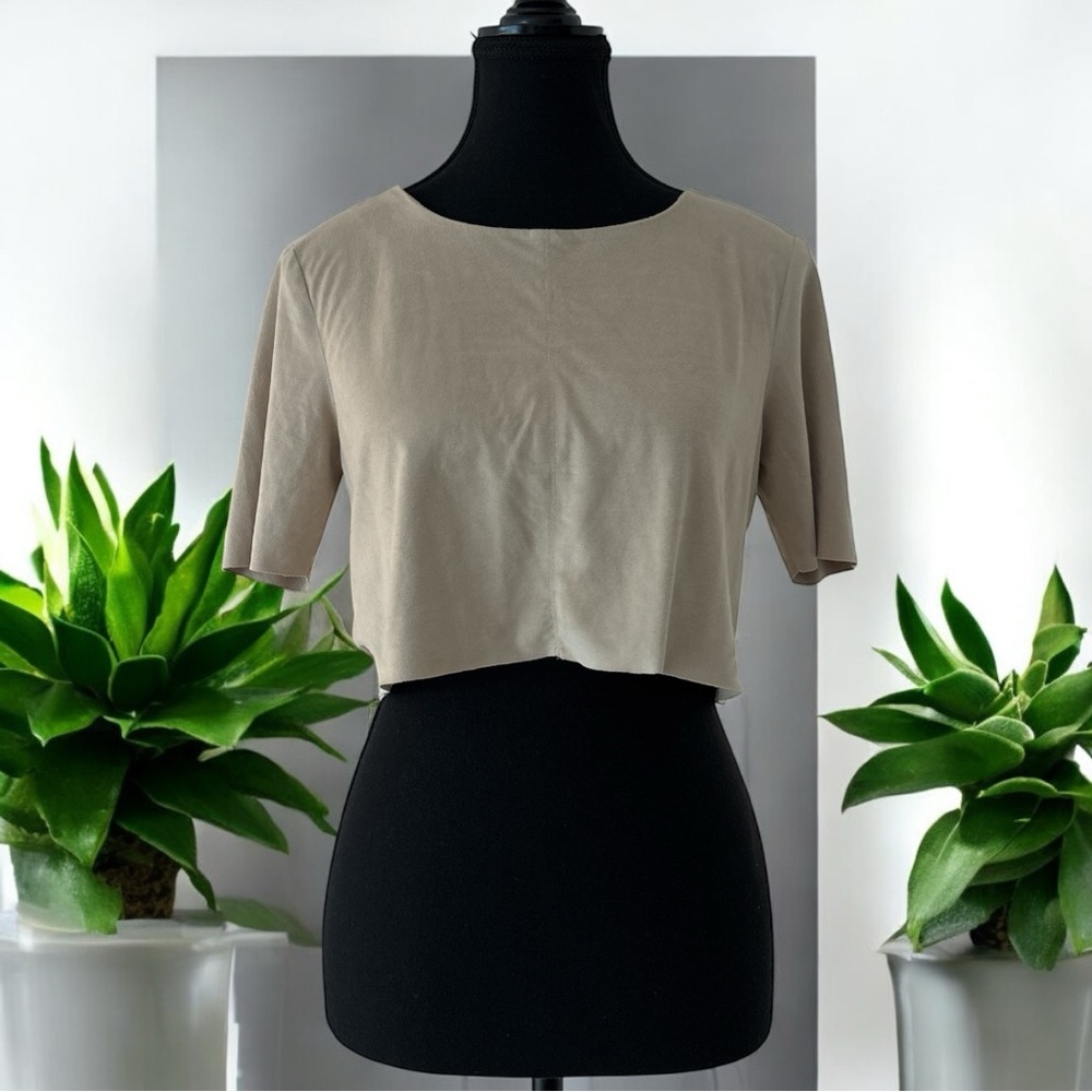 BCBGeneration Nude Velour-Feel Cropped Top | XXS